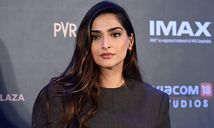 索南·卡普尔（Sonam Kapoor）是迪奥的新任品牌大使