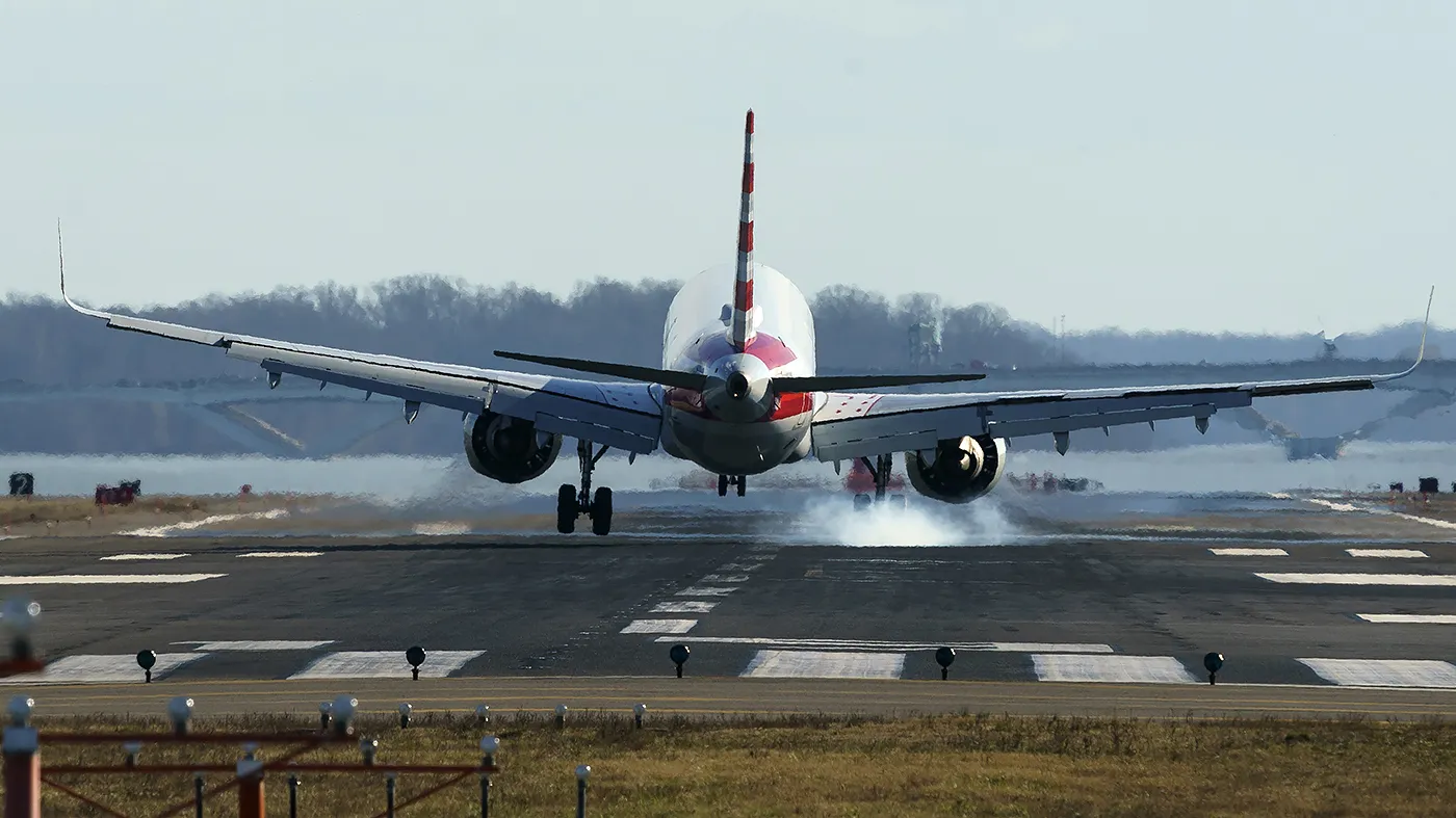 美国航空公司被罚款5000万美元：解决轮椅进出问题